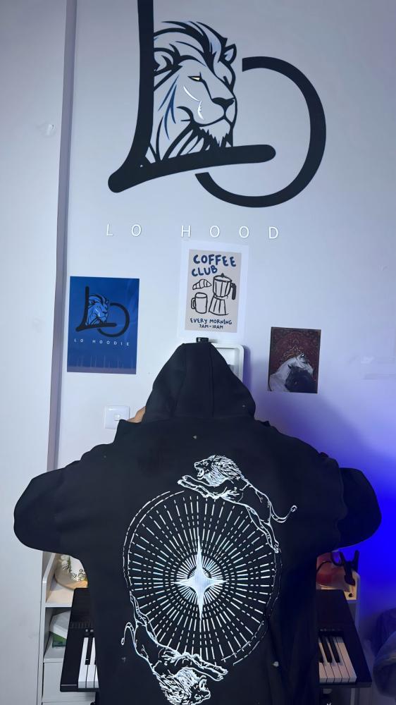 مناسب للجنسين Black hoodies