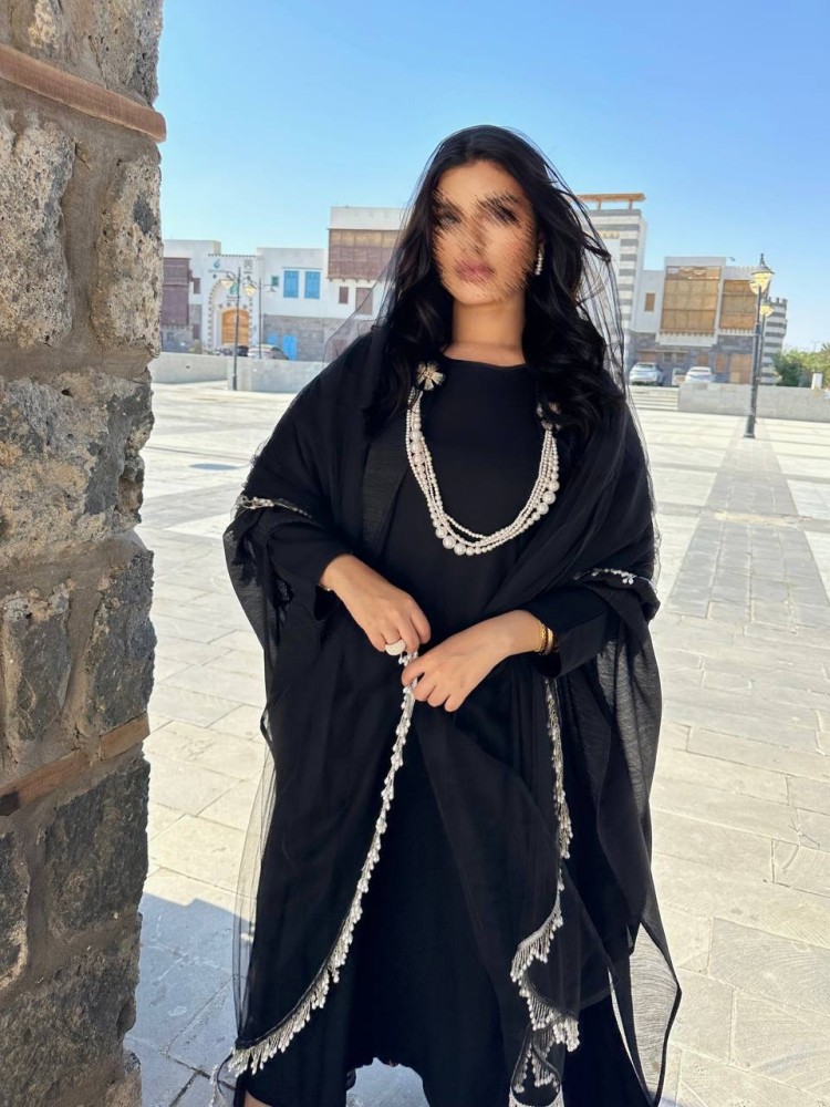 Gee abaya x sara alsadi