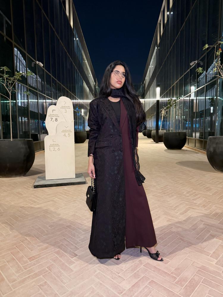 عباية منية عنابي