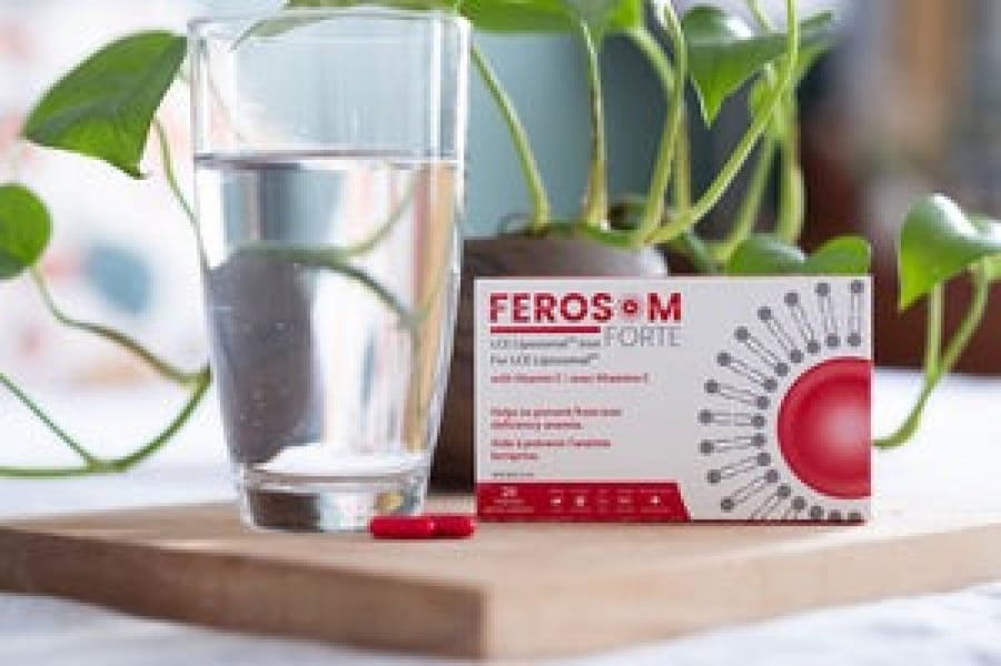 Iron supplement capsules