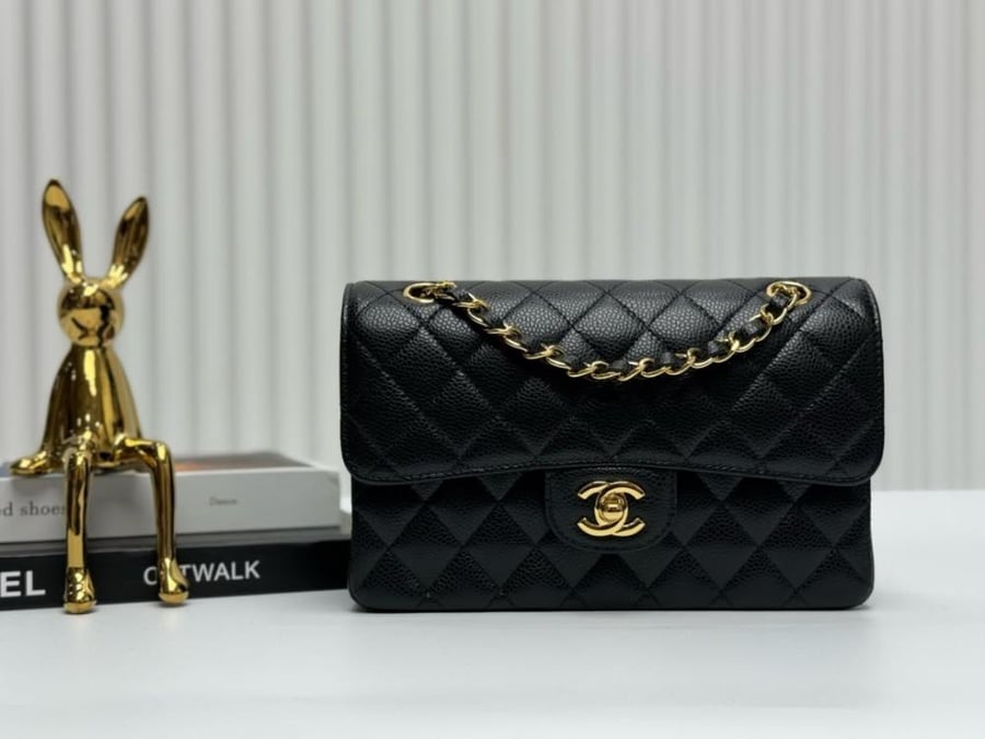 Black Quilted Caviar small Classic Double Flap Gold Hardware 23cm