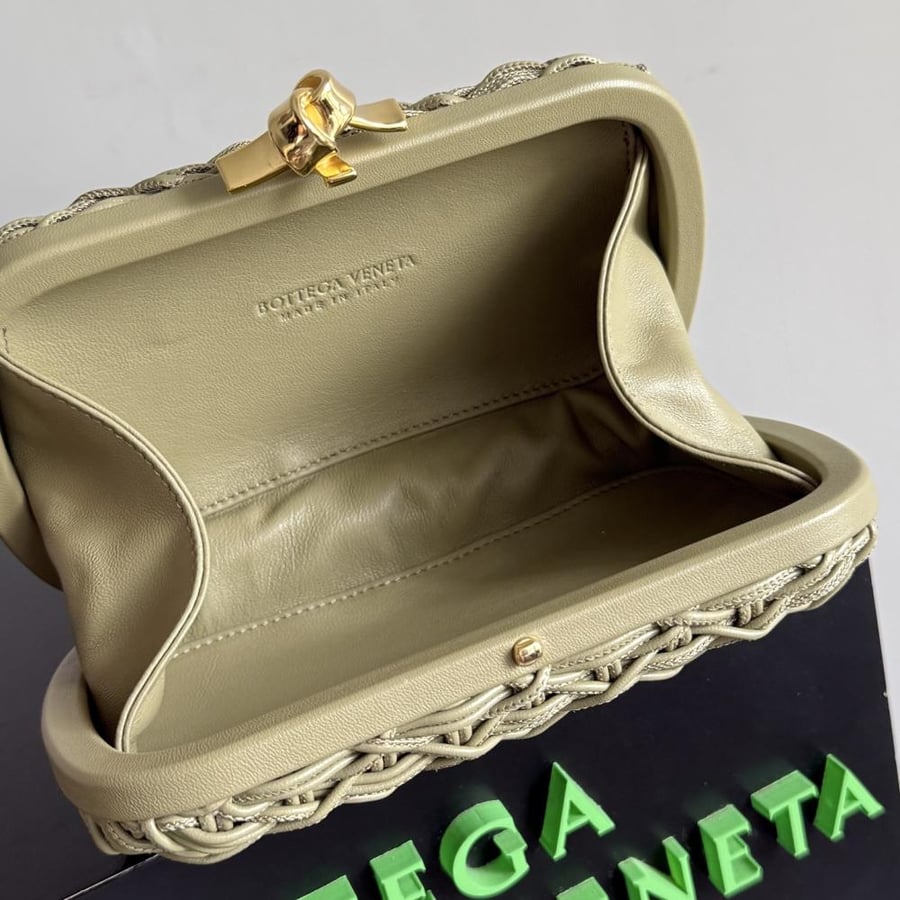 Bottega Veneta Knot