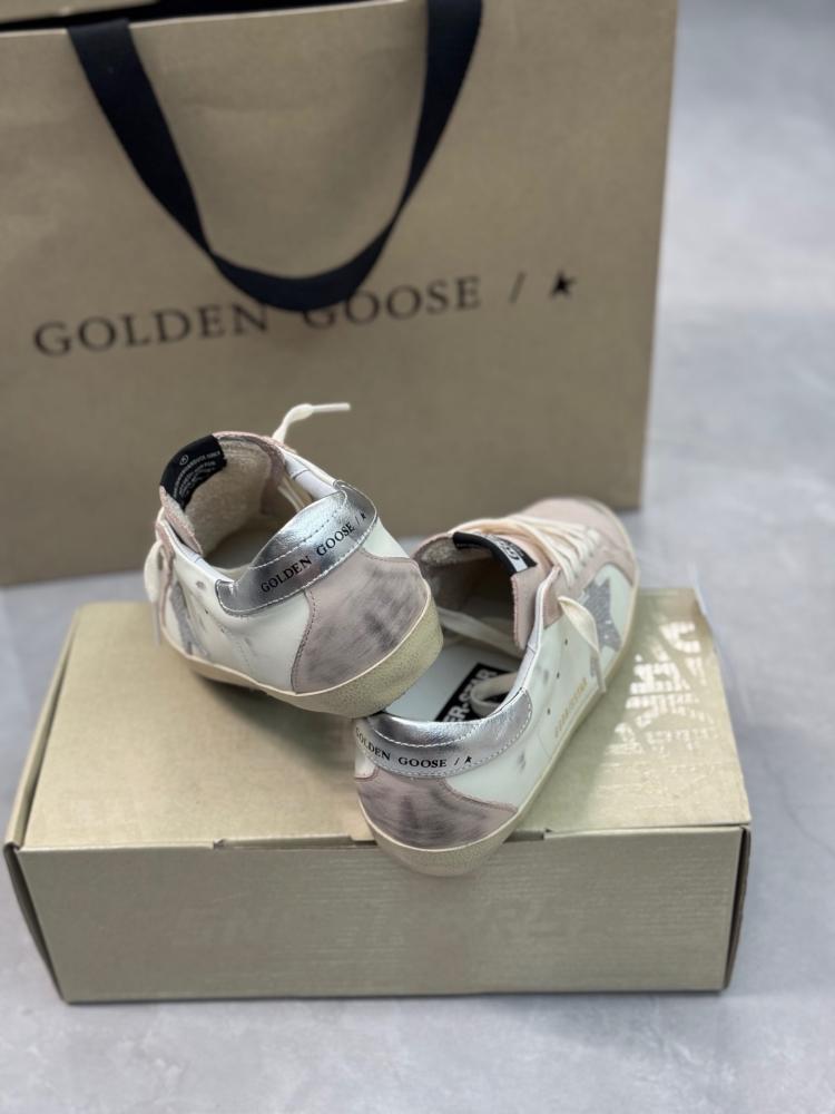 GOLDEN GOOSE Leather Superstar Sneakers