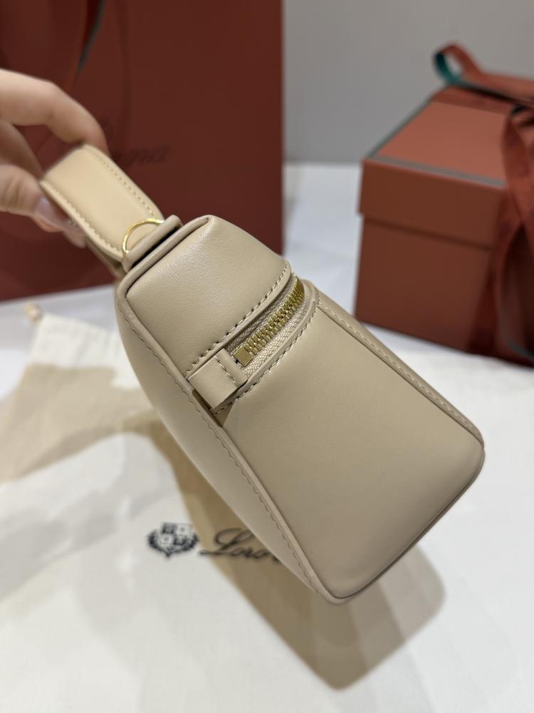 Saddle Leather extra bag23