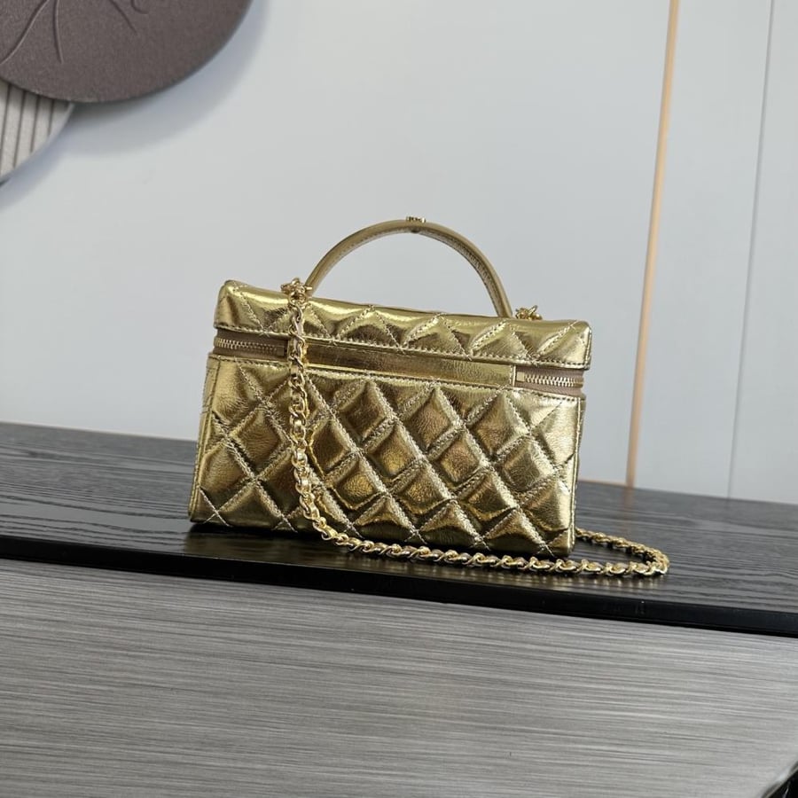 LP Chanel vanity bag