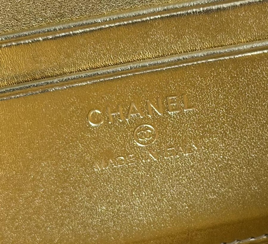 LP Chanel vanity bag