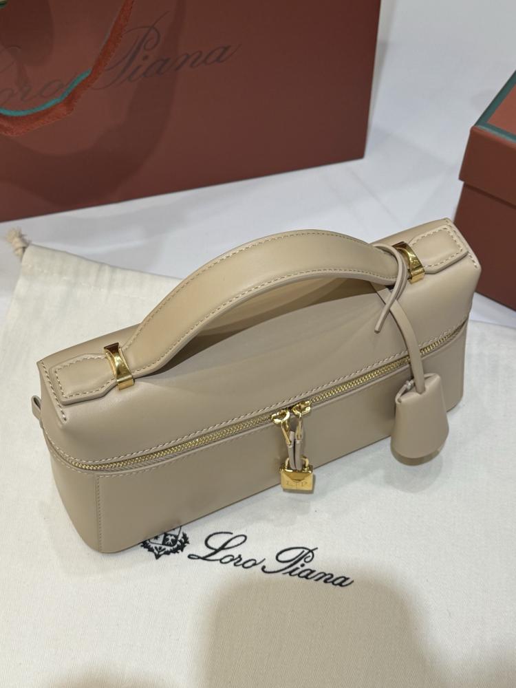Saddle Leather extra bag23