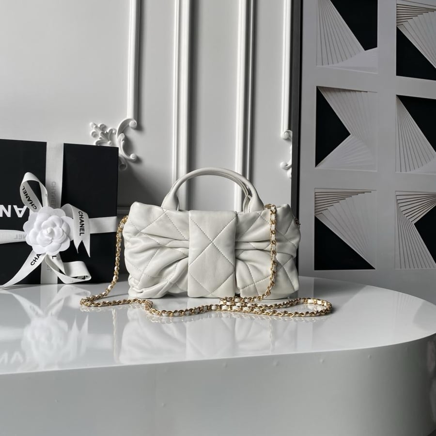Chanel bag s26