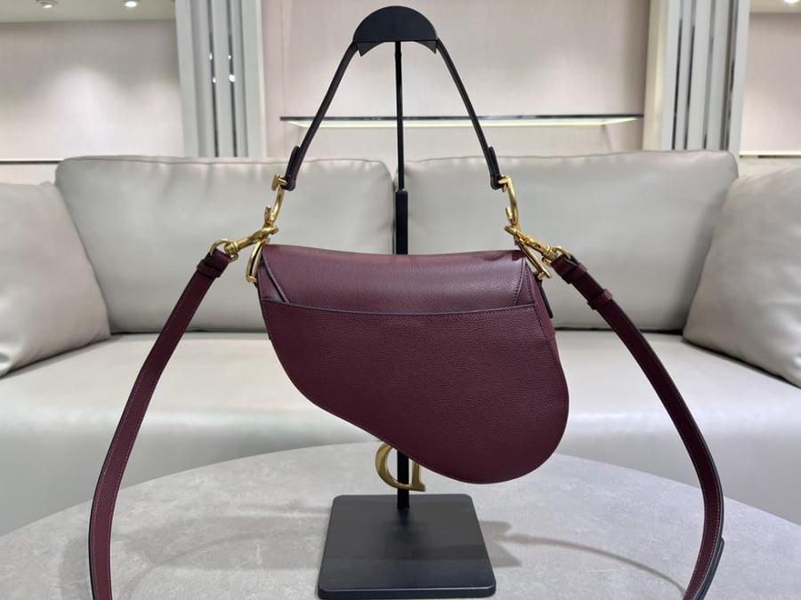 Saddle 24cm