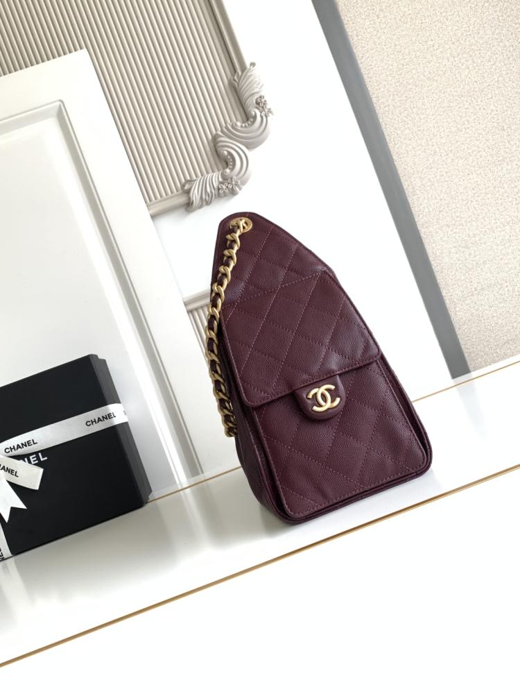 Chanel hopo bag small size