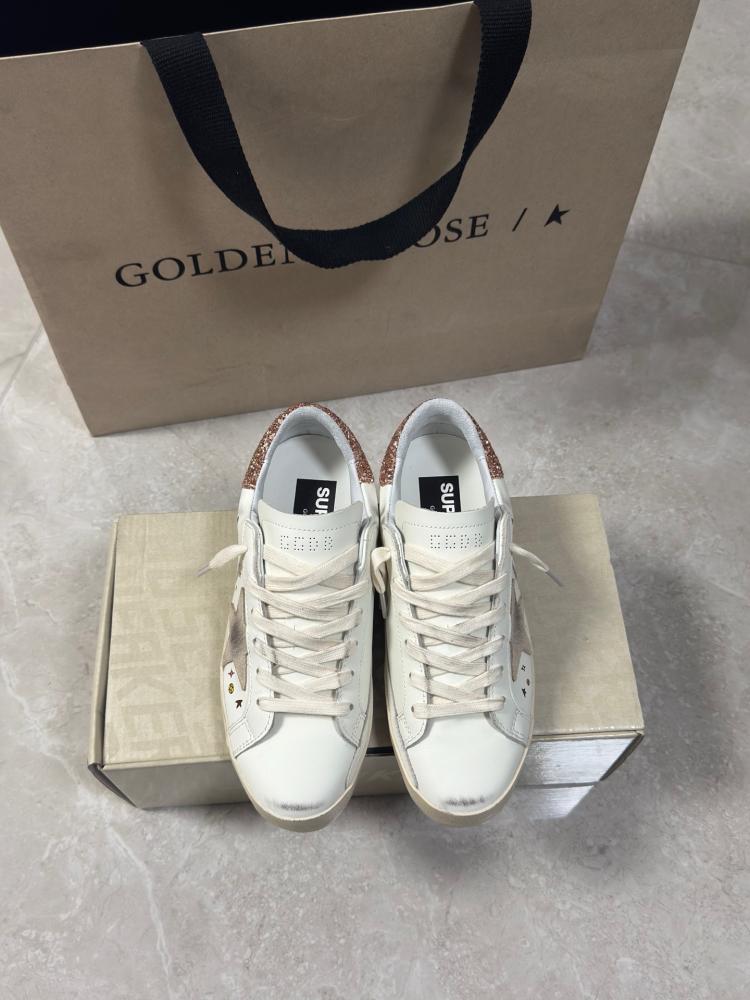 GOLDEN GOOSE Leather Superstar Sneakers