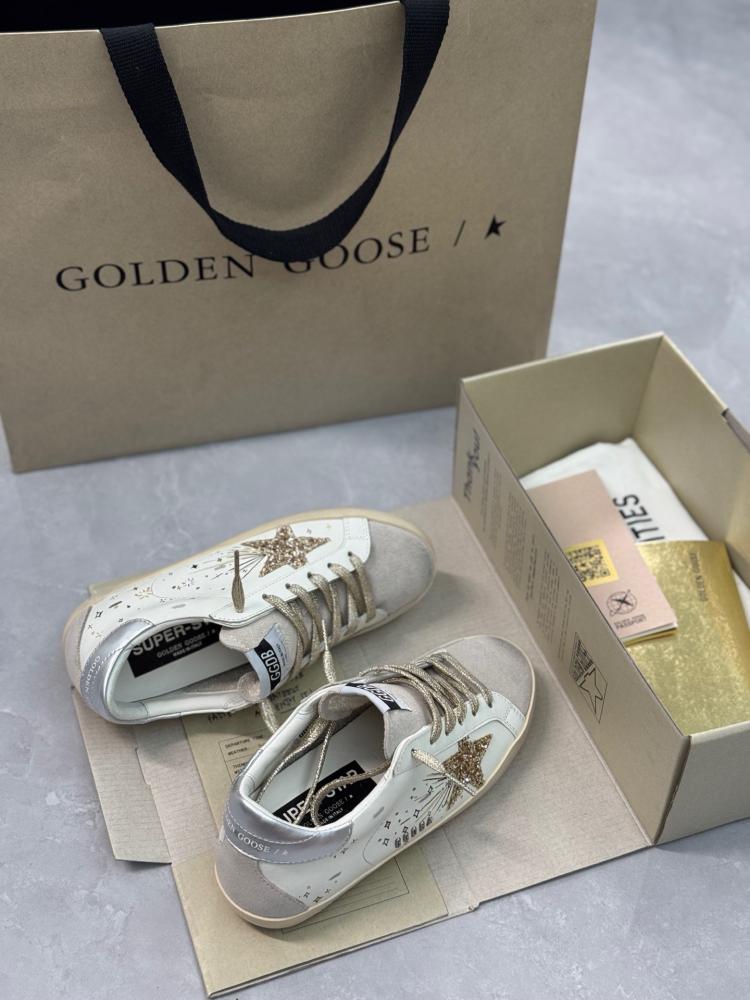 GOLDEN GOOSE Leather Superstar Sneakers