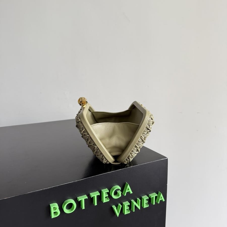 Bottega Veneta Knot