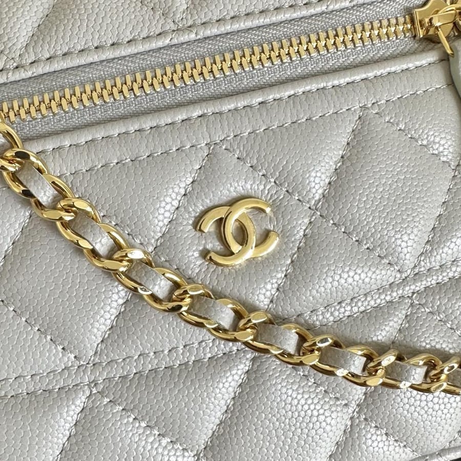LP Chanel vanity bag