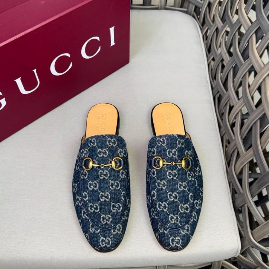 Horsebit Sandals in Leather