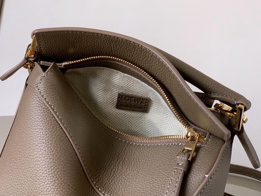 Loewe Puzzle bag mini size 16cm