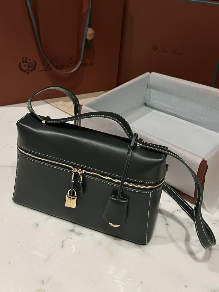 Loro Piana Extra large L27