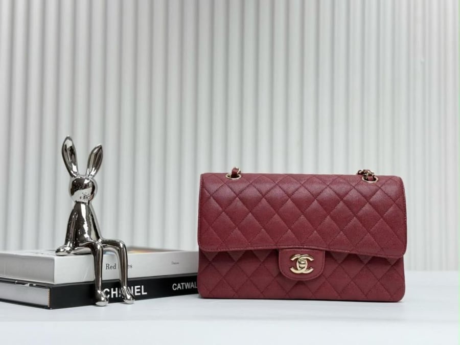 Burgundy Quilted Caviar medium Classic Double Flap Gold Hardware 25cm