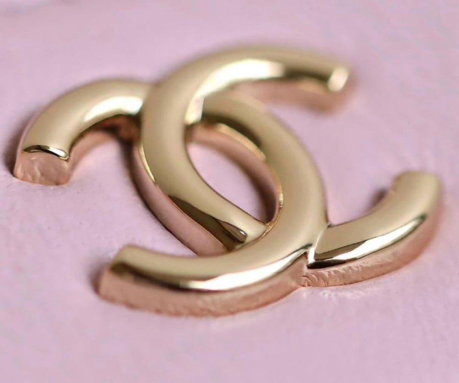 Chanel shopping bag 31