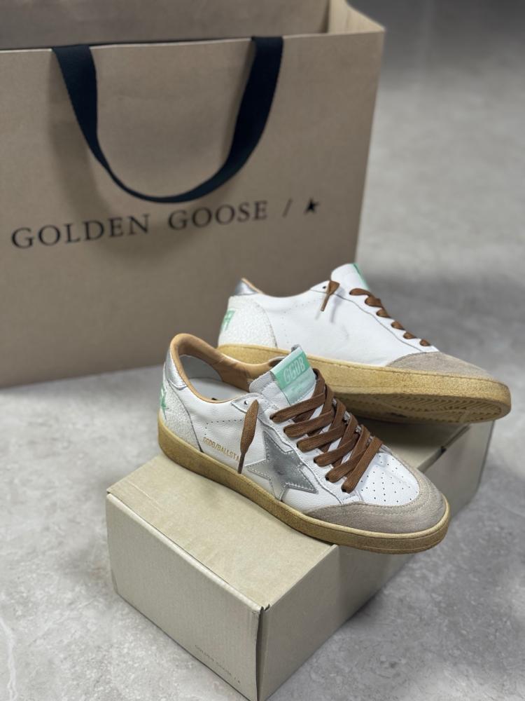 GOLDEN GOOSE Leather Superstar Sneakers