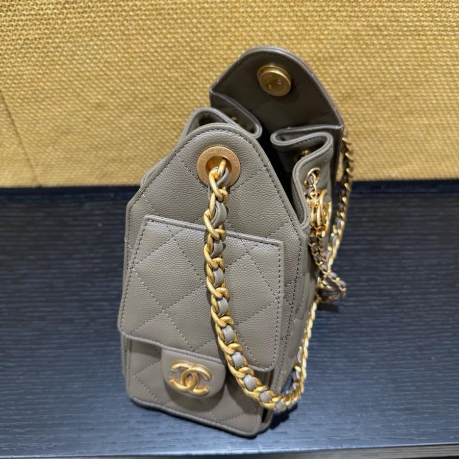 Chanel hopo mini size new colour