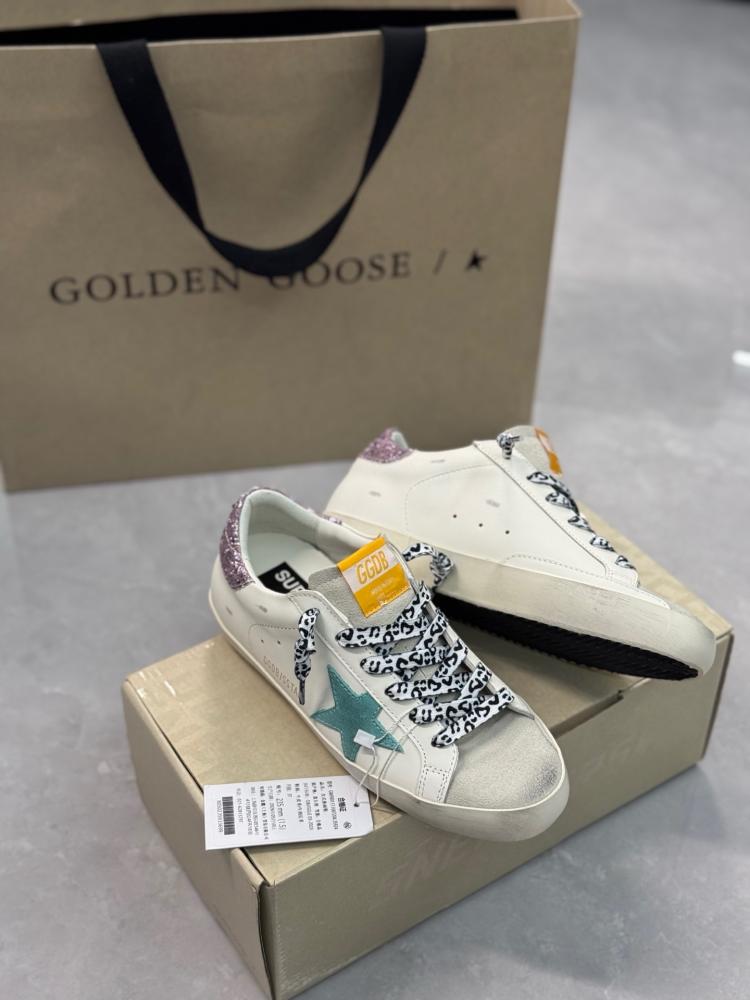 GOLDEN GOOSE Leather Superstar Sneakers