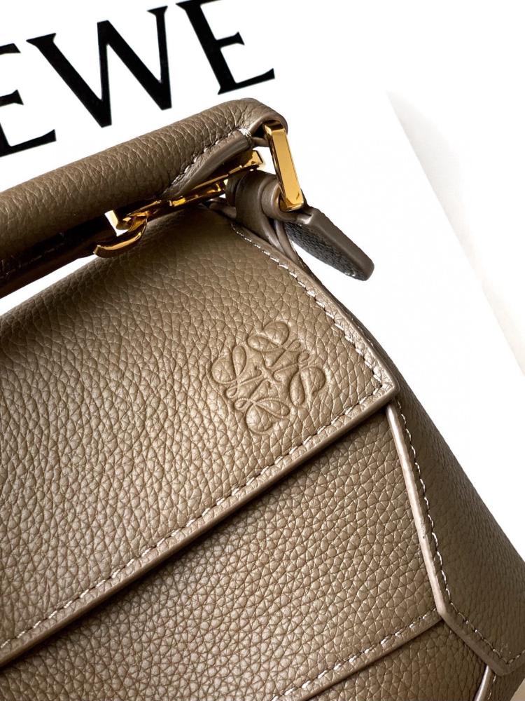 Loewe Puzzle bag mini size 16cm