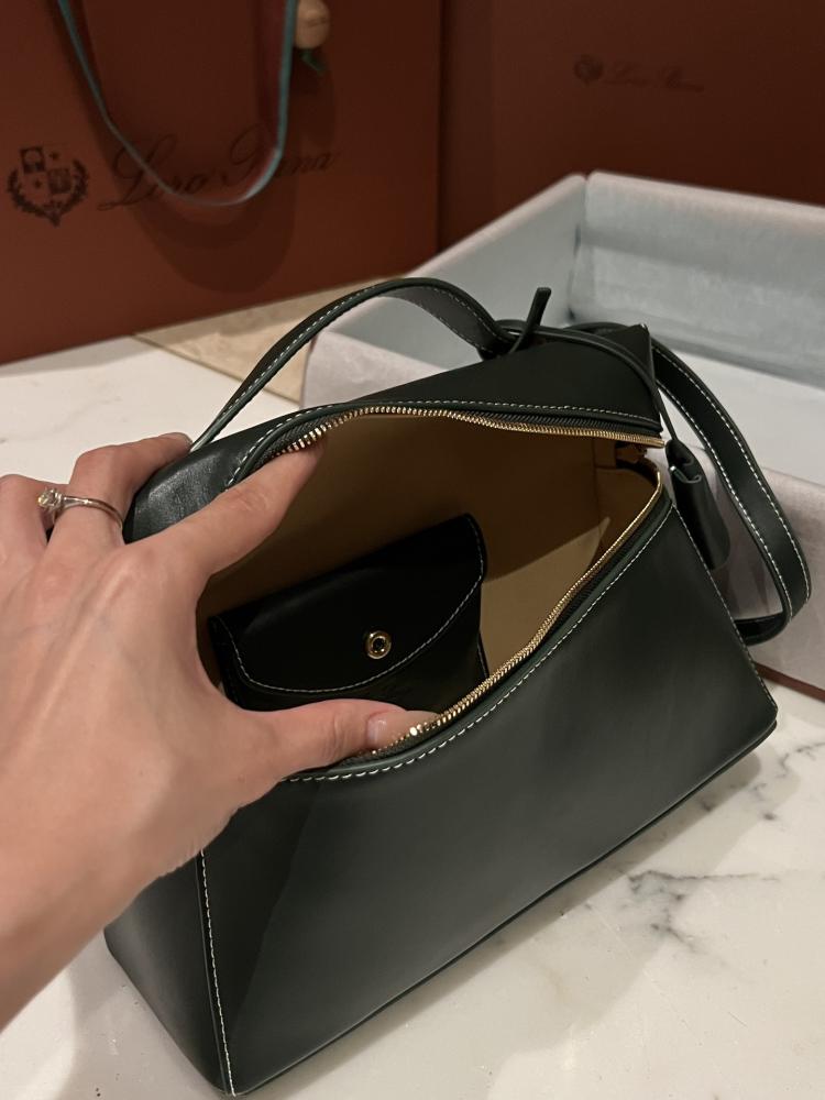 Loro Piana Extra large L27