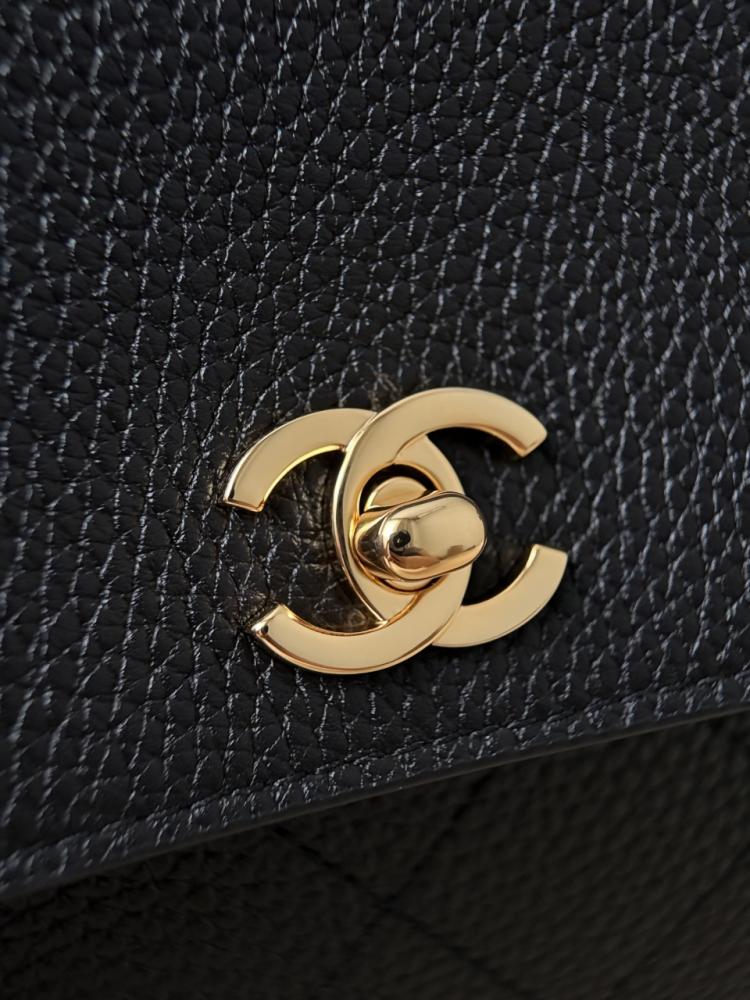 26A Chanel Bag 16x29x9.5cm