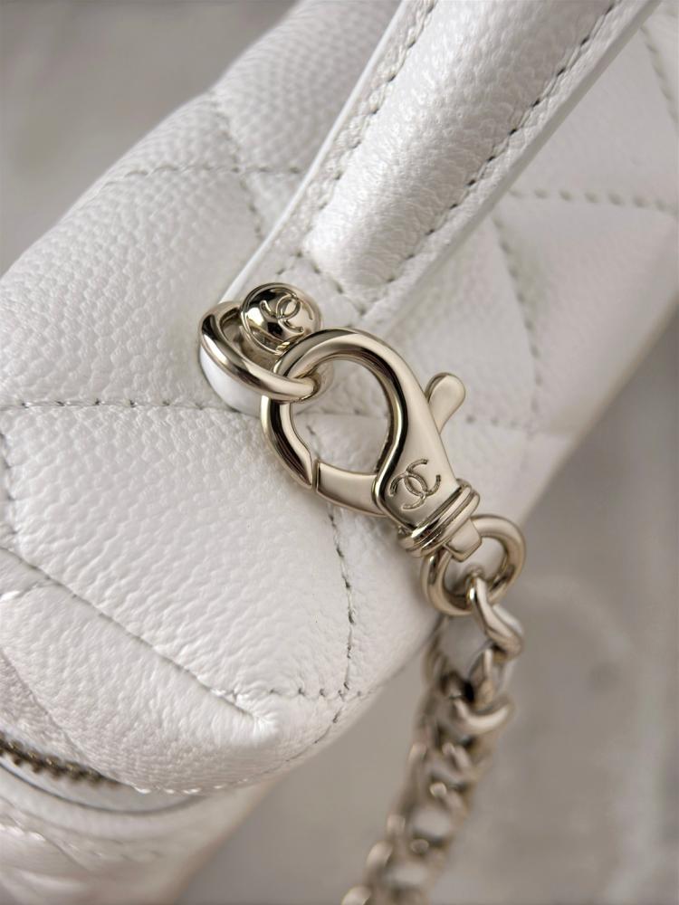 LP Chanel vanity bag