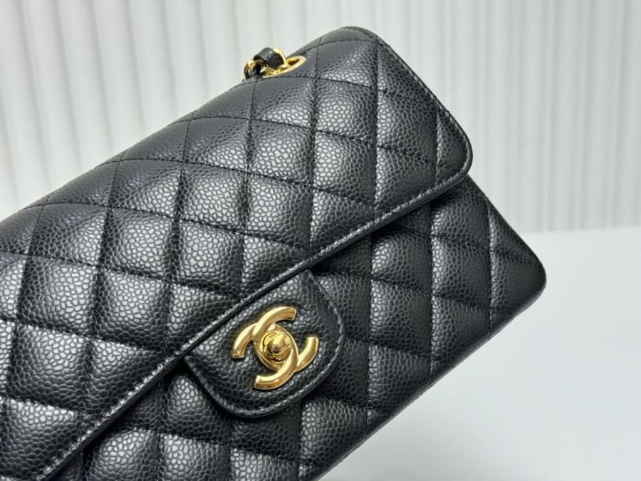 Black Quilted Caviar small Classic Double Flap Gold Hardware 23cm
