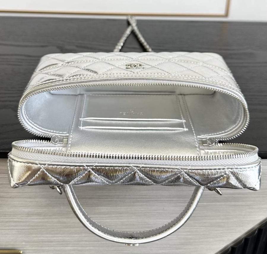 LP Chanel vanity bag