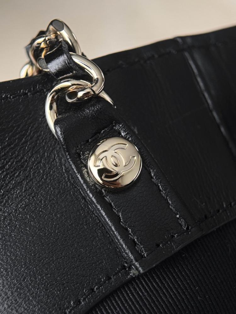 Chanel 31 Shopping Bag