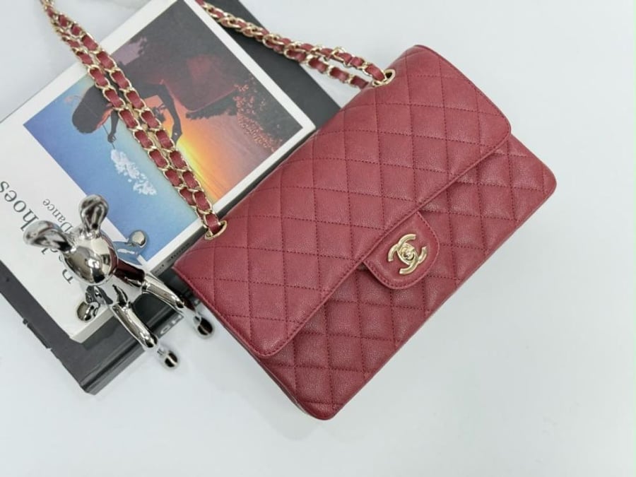 Burgundy Quilted Caviar medium Classic Double Flap Gold Hardware 25cm