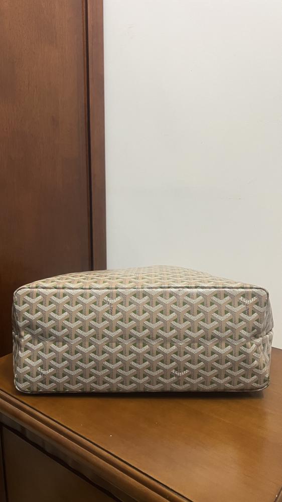 Goyard tote pag