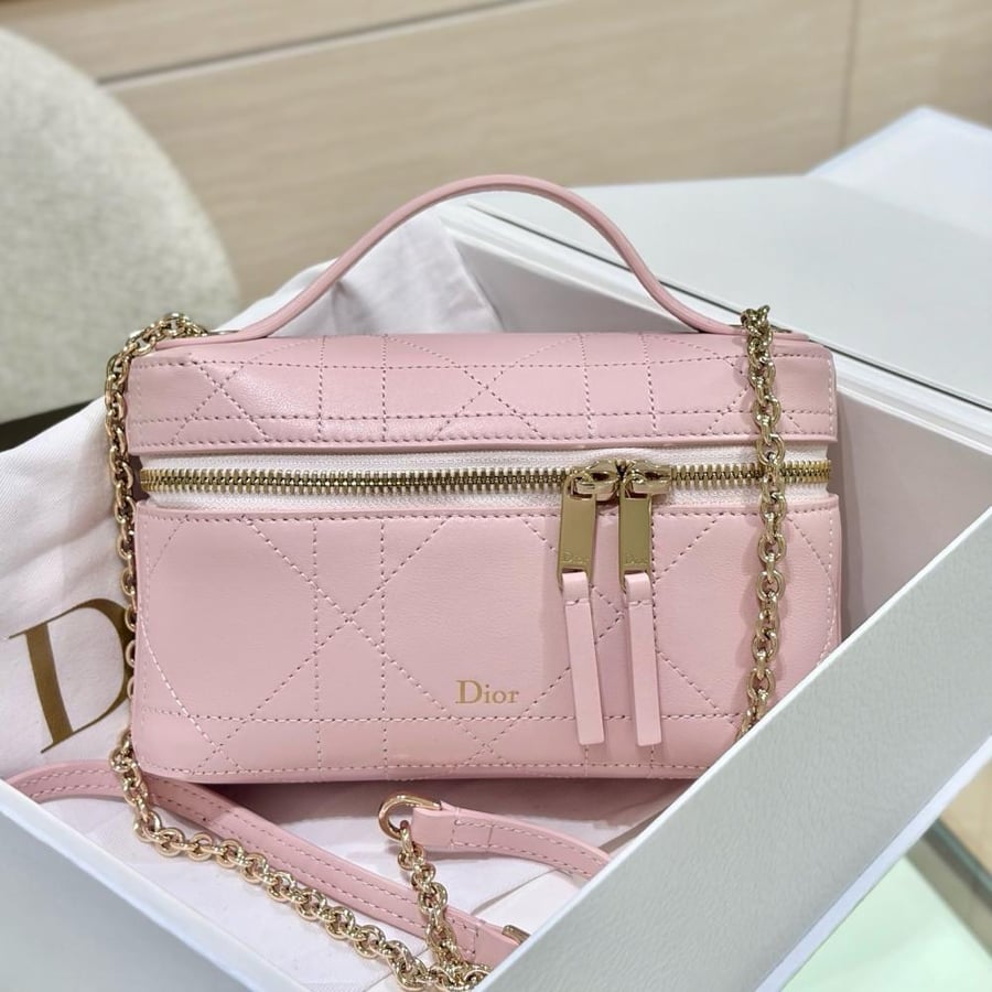 Mini soft vanitY
