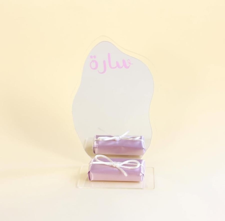مرايات مع صابون معطر