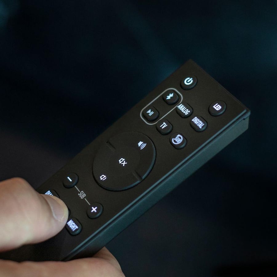 Klipsch Cinema 400 ساوند بار بنظام 2.1 قناة 400 واط مع ساب ووفر لاسلكي 8 بوصة وتقنية Dolby Audio وBluetooth وHDMI ARC