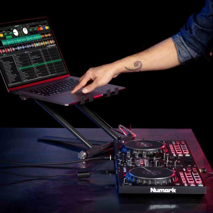 Numark Mixtrack Pro  وحدة تحكم DJ احترافية ثنائية القنوات مع مؤثرات FX ودعم Serato DJ Lite