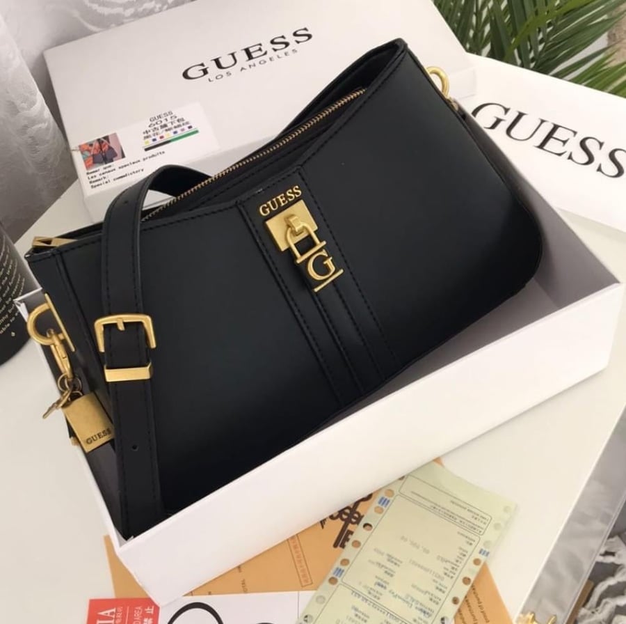 اسعار شنط جس Guess - الخطوة الانيقة