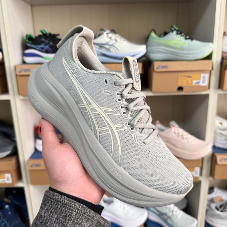 حذاء اسكس Asics جيل نيمبوس 28 الفخم - ASI-OU-072-ES