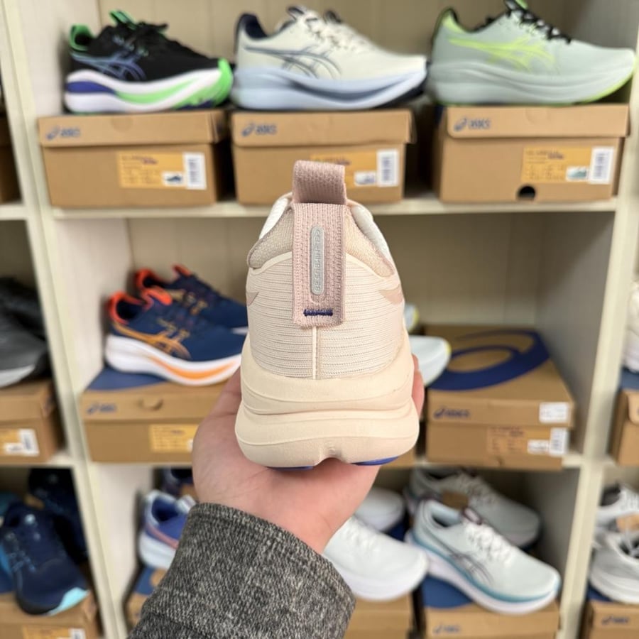 حذاء اسكس Asics جيل نيمبوس 28 الفخم - ASI-OU-062-ES