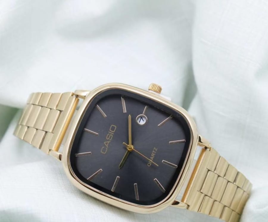 ساعة كاسيو مربعة ستانلس ستيل مقاومة للماء | الأكثر طلباً | CASIO-001-ES