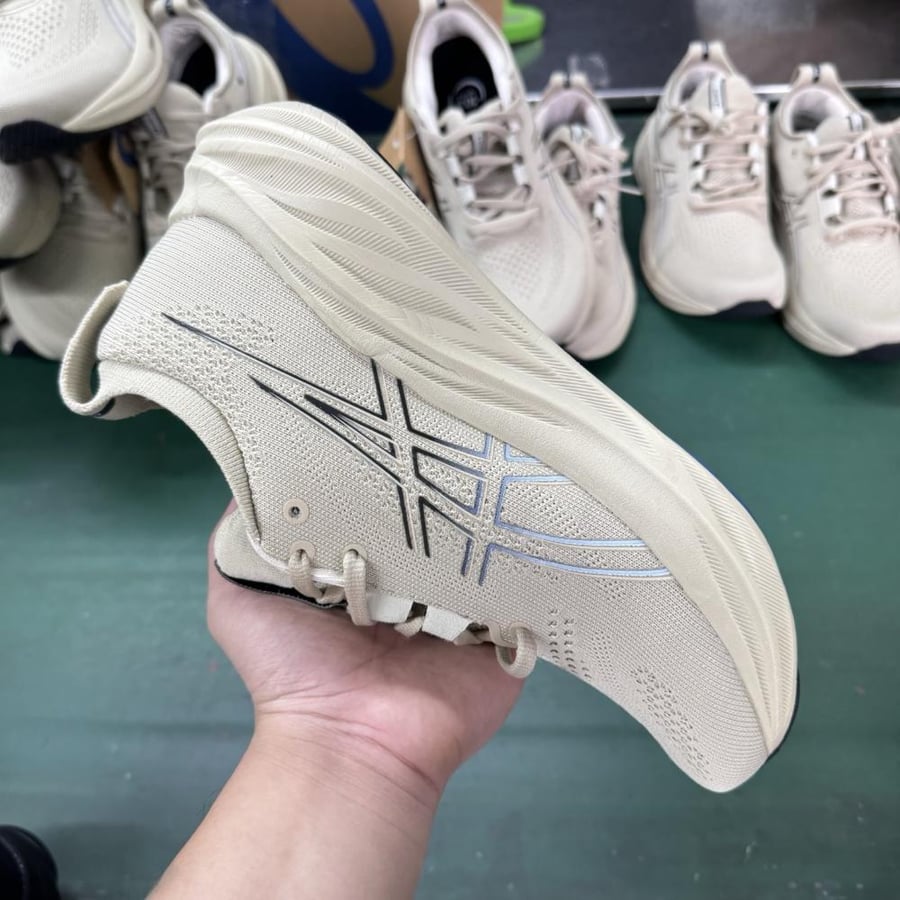 حذاء اسكس Asics جيل نيمبوس 26 المريح - ASI-OU-098-ES