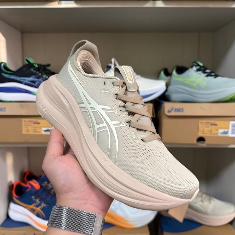 حذاء اسكس Asics جيل نيمبوس 28 الفخم - ASI-OU-075-ES