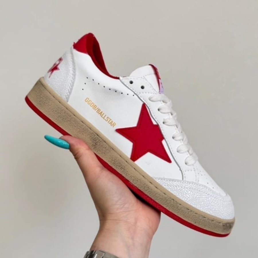 حذاء جولدن غوس سنيكرز بنجمة مميزة - GGD-OU-021-ES