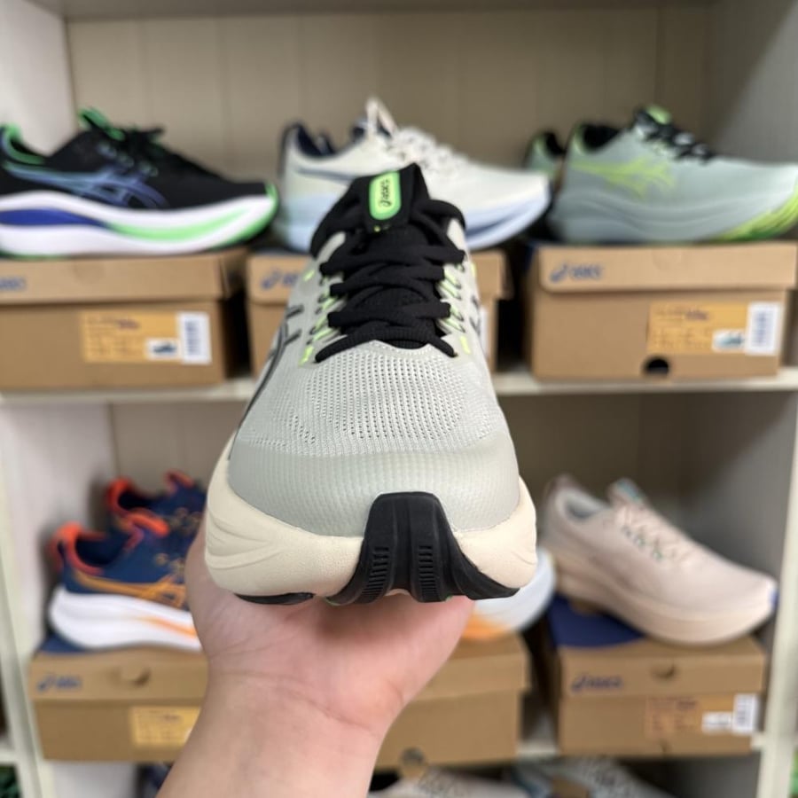 حذاء اسكس Asics جيل نيمبوس 28 الفخم - ASI-OU-076-ES