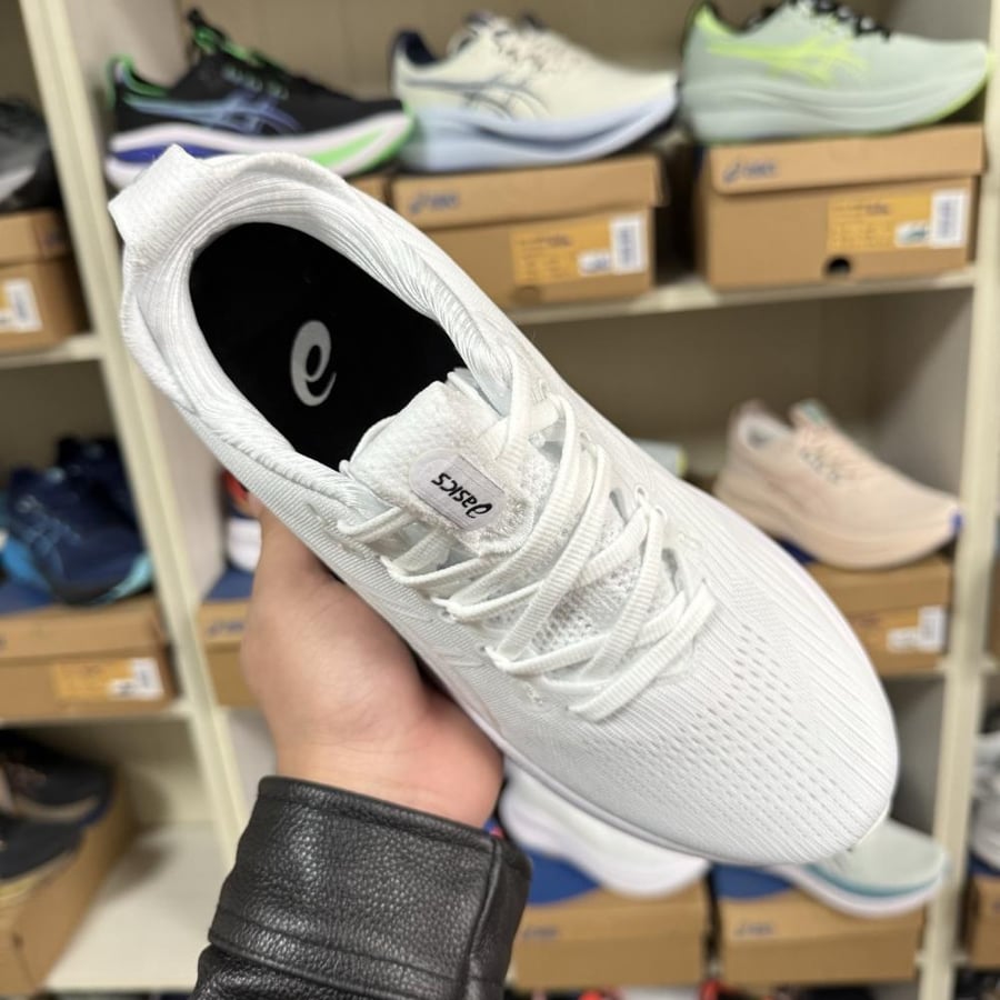 حذاء اسكس Asics جيل نيمبوس 28 الفخم - ASI-OU-064-ES