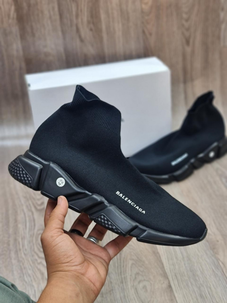 جزم حذاء شوز بلنسياقا Balenciaga - الخطوة الانيقة