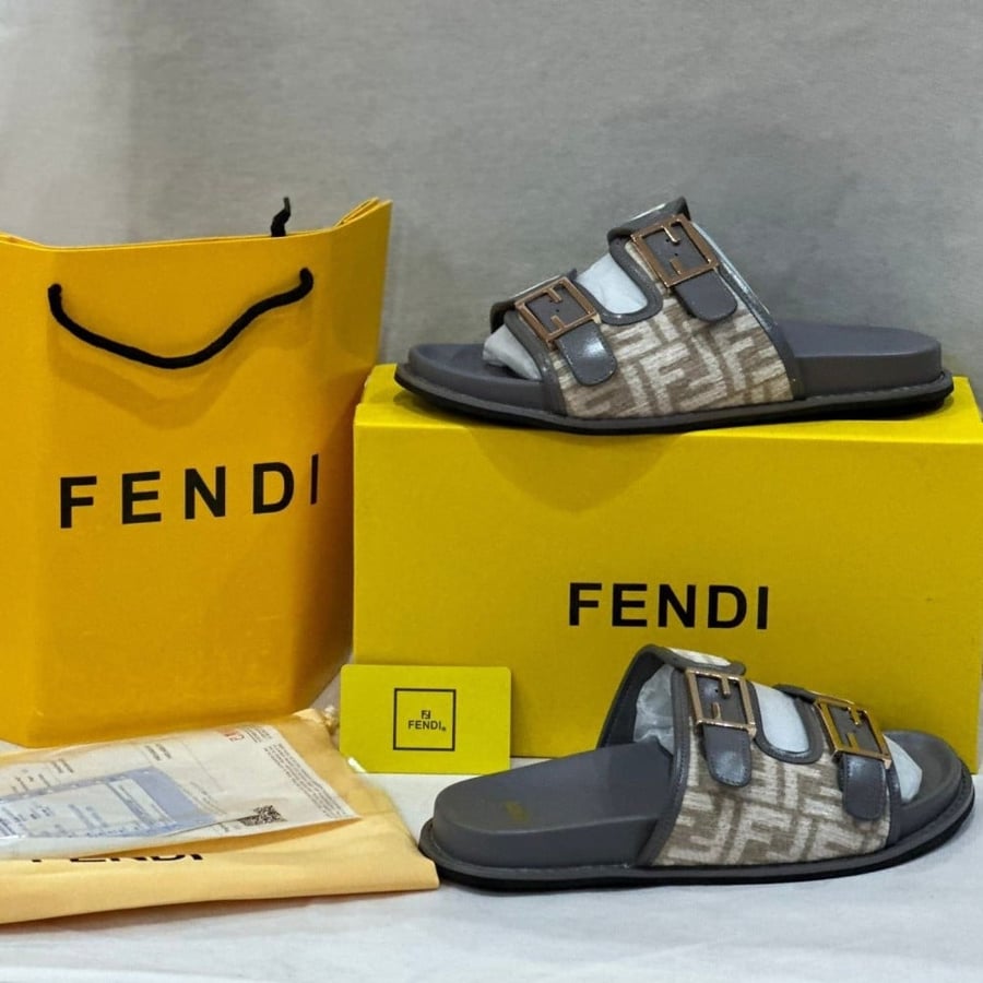 جزم حذاء شوز صندل فندي Fendi - الخطوة الانيقة